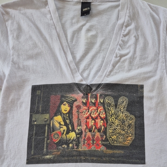 PEACE GUARD 2 WHITE CROP TOP TEE - Picture 4 of 5